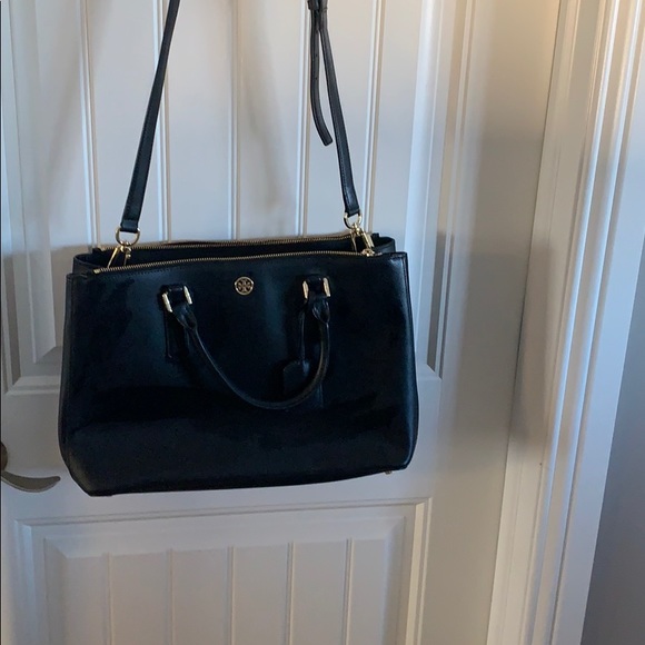 Tory Burch Robinson Tote - Picture 5 of 12